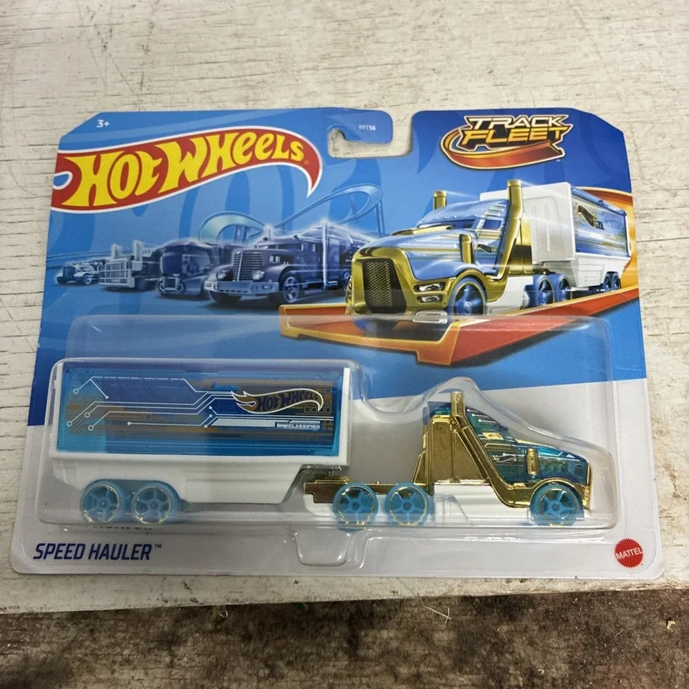 2023 Hot Wheels Track Fleet Speed Hauler Rig with trailer New Sealed
